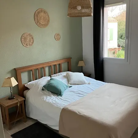 Maison En Drome Provencale Holiday home *